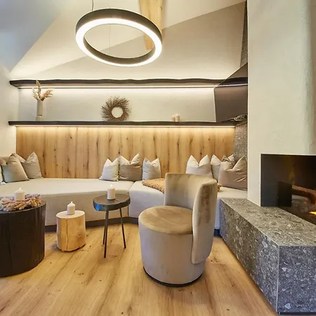Penthouse Fire & Stone *