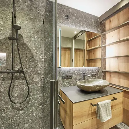 Apartment Penthouse Fire & Stone *