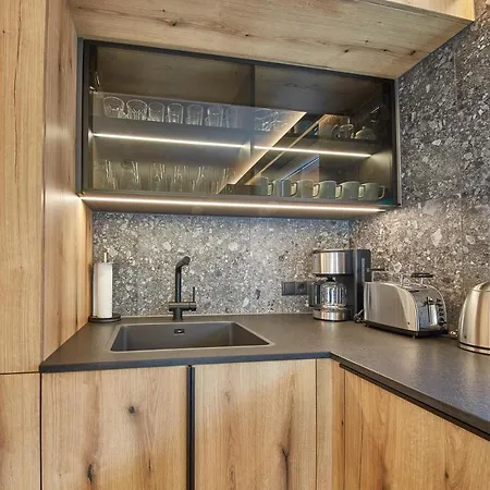 Penthouse Fire & Stone Apartment Saalbach-Hinterglemm
