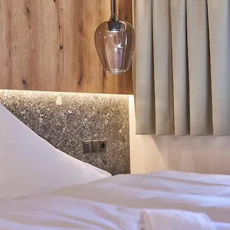 Penthouse Fire & Stone Apartment Saalbach-Hinterglemm