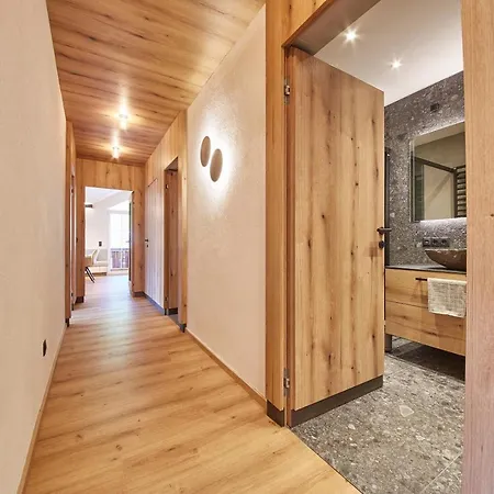 Penthouse Fire & Stone Apartment